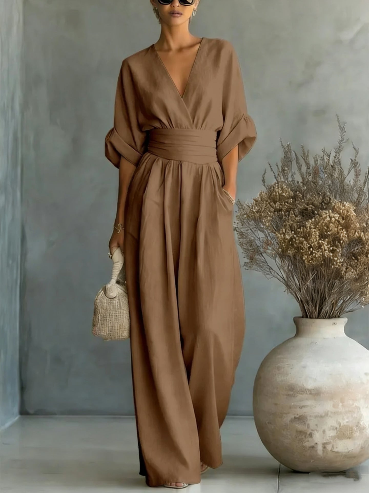 Robe Élégante en V, Dos Nu et Manches Fluides - Maison Claire et Sylvie