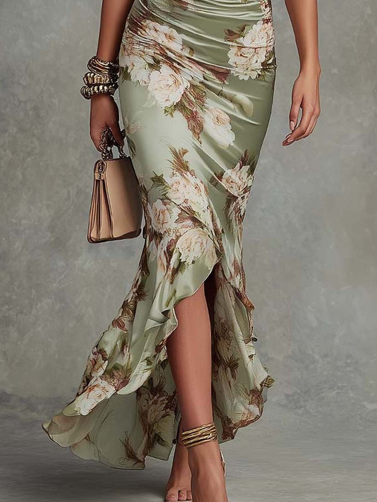 Robe longue asymétrique en satin vert avec décolleté en V - Ana
