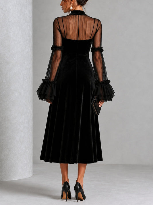 Stefania | Vestido Midi Plisado de Terciopelo Negro y Malla Transparente